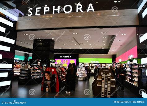 sephora qatar online store.